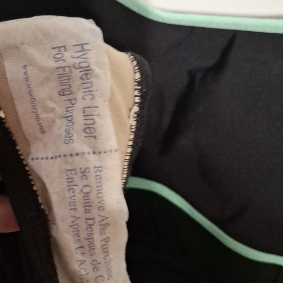 Black and Mint Women's 1 Piece Swimwear - W Sz 16 - Picture 3 of 7